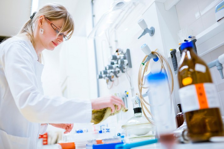Rutinas de limpieza de material de laboratorio
